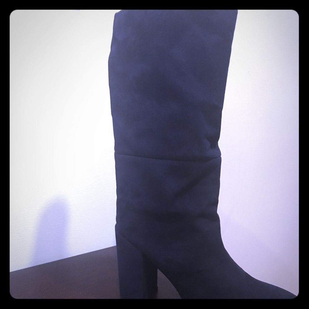 Stuart Weitzman Navy Blue Suede Heeled Boots